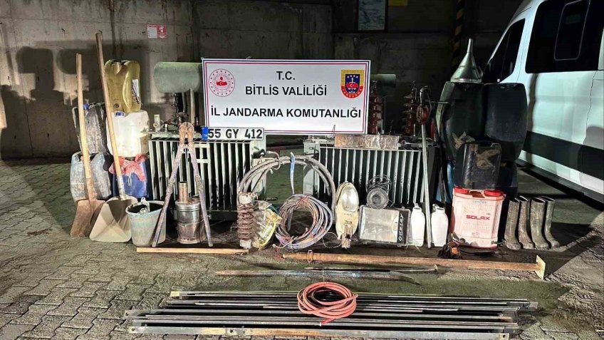 Bitlis’te 1 milyonluk akü çalan 4 kişi yakalandı