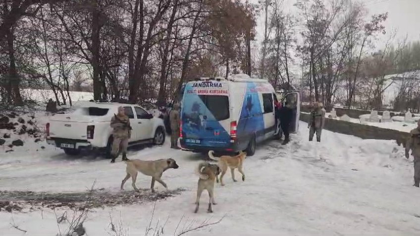 Kayıp öğretmeni arama çalışmalarına başlandı