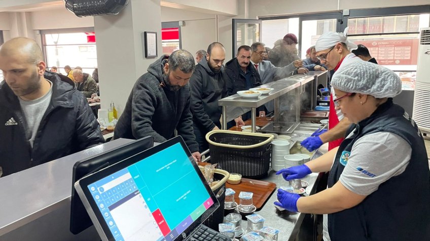 Manisa'da ‘Kent Lokantası’ ve 'Halk Mandıra’ on binlere ulaştı