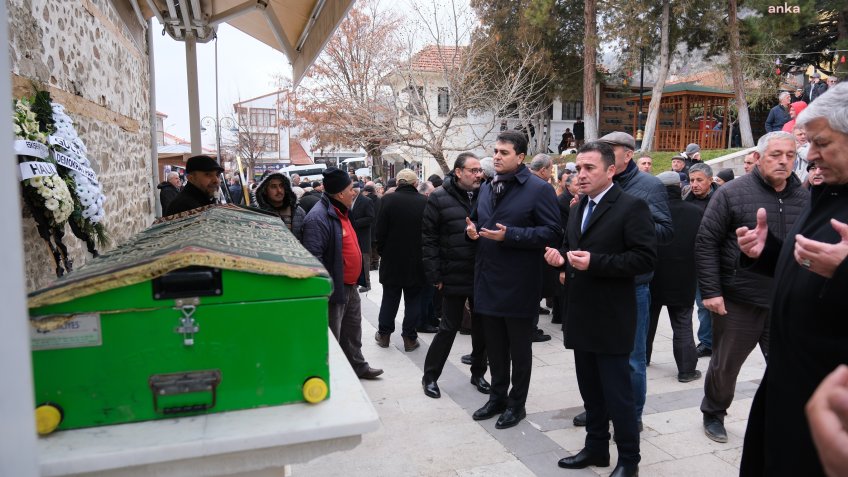 Sivrihisar'ın eski Belediye Başkanlarından Fikret Arslan, düzenlenen törenle son yolculuğuna uğurlandı 