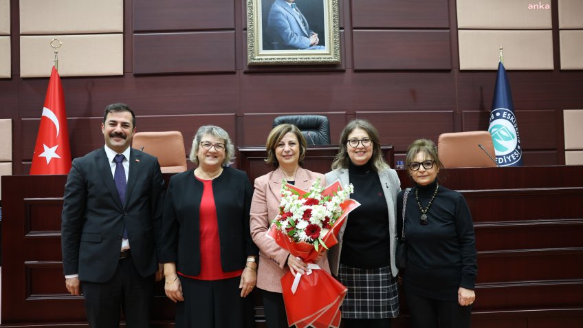 CHP il heyetinden Eskişehir Büyükşehir Belediye Başkanı Ünlüce'ye ziyaret 