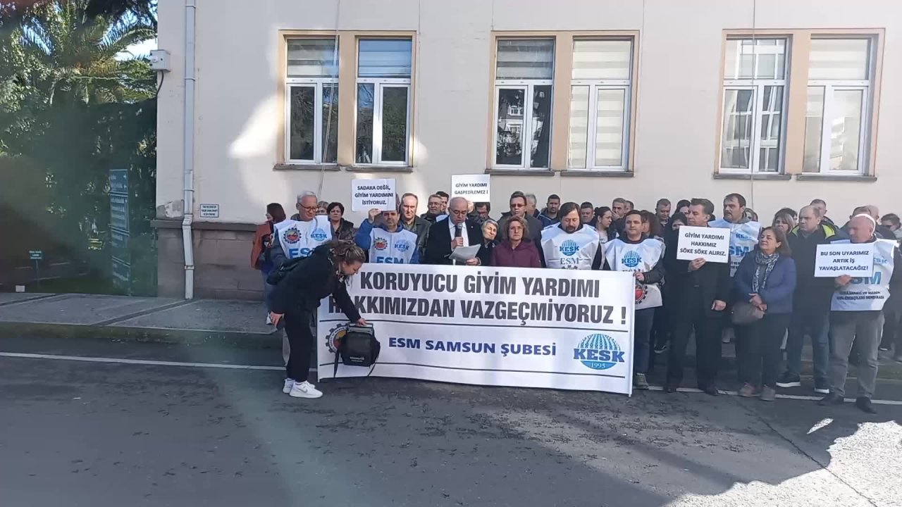 Enerji Sanayi ve Maden Kamu Emekçileri Sendikası, koruyucu giyim yardımlarının verilmemesini protesto etti