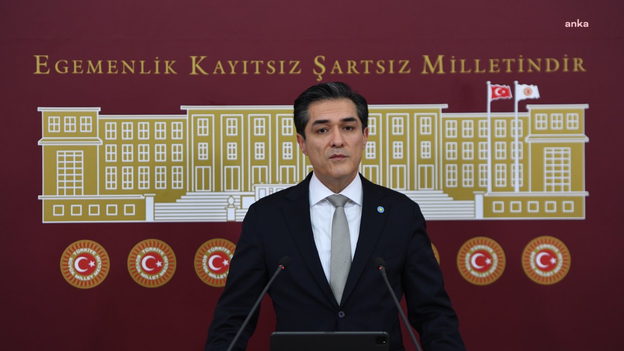 İYİ Partili Kavuncu, Ümit Özdağ'a açtığı davayı geri çekti: "Gün, amasız fakatsız kanun ve hukuk tanımazlara karşı bir arada olma günüdür"