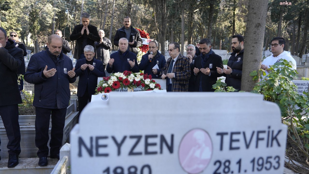 Kartal Belediyesi Neyzen Tevfik'i andı 