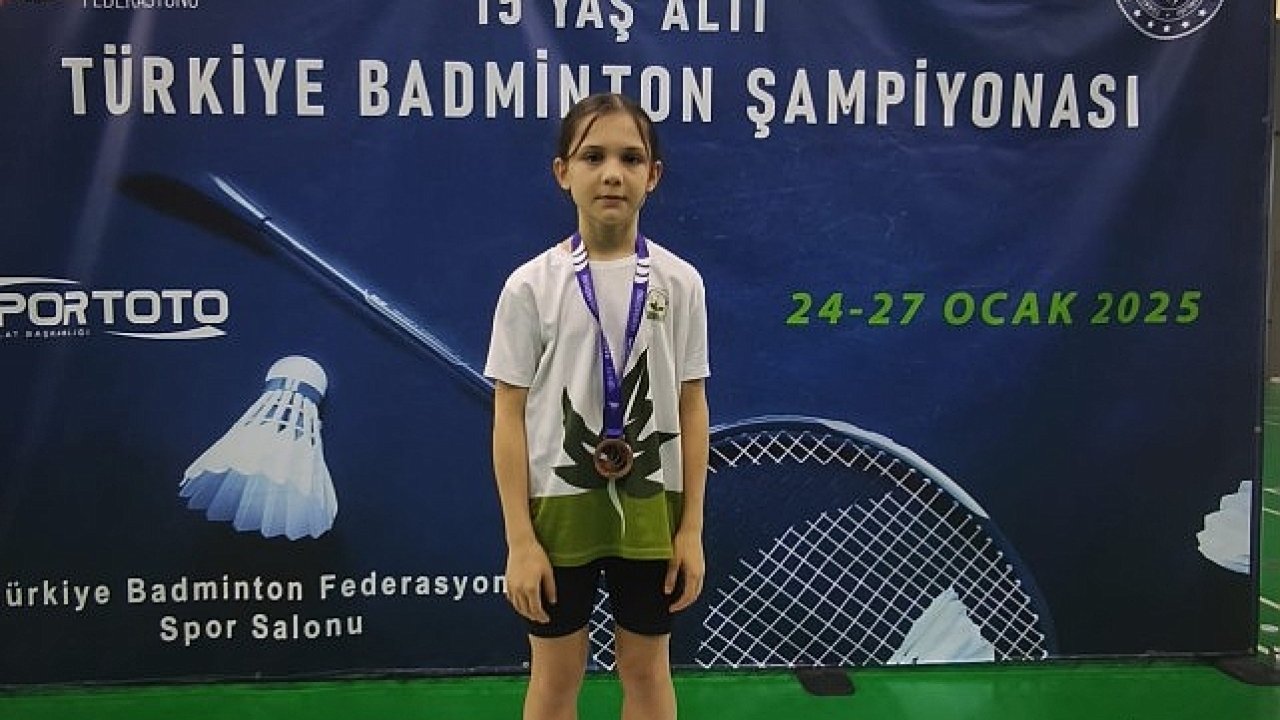 Osmangazili genç badmintoncudan gururlandıran başarı