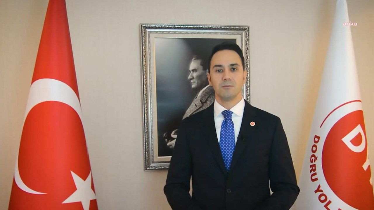 Ümit Özdağ tutuklandı... Cenk Küpeli, "Siyasetçileri yargı sopası ile kısıtlamak ülkemize ve yöneticilere bir kazanım sağlamayacaktır"