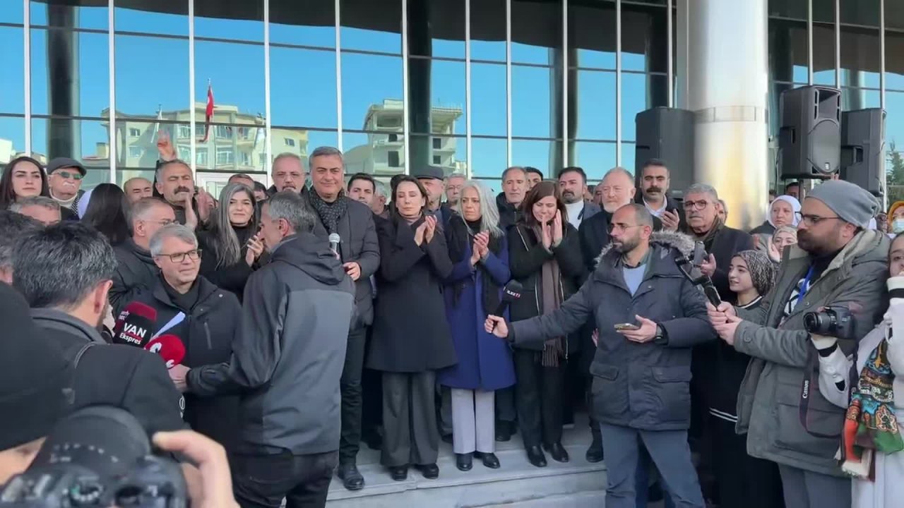 Abdullah Zeydan'a hapis cezasına tepki... DEM Parti Eş Genel Başkanı Hatimoğulları: "Bu siyasi bir darbedir"