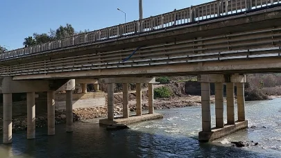 Aksu Çayı Köprüsünün ayağı güçlendirildi