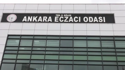 Ankara Eczacı Odası Başkanı Abbasoğlu: "Eczanelerimiz bu koşullarda ayakta kalamaz, eczane iflasları an meselesidir"