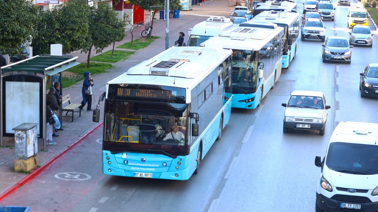 Antalya Büyükşehir Belediyesi,  özel şerit uygulamasında 2. etaba geçti 