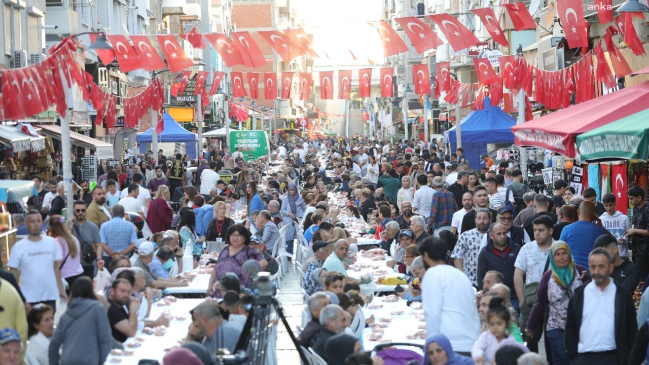 Bayraklı Belediyesi, Ramazan ayında altı noktada toplam dört bin kişiye iftar verecek