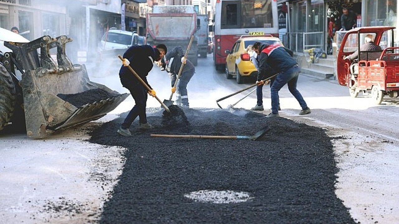 Bayraklı'da asfalt çalışmaları sürüyor 