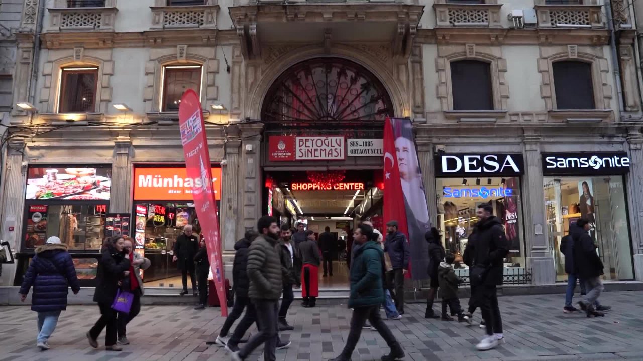 Beyoğlu'nda kültürlerarası sinema yolculuğu başladı