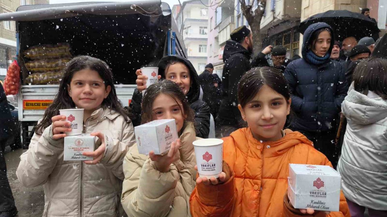 Bitlis Vakıflar Bölge Müdürlüğünden 6 ilde Berat Kandili programları