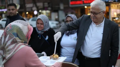 Burhaniye Belediye Başkanı Deveciler: "Ramazan yardımı kolilerimizi hazırlamaya başladık"