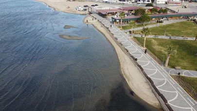 Burhaniye Belediyesi'den Deniz Çekilmeleri Konusunda Duyuru