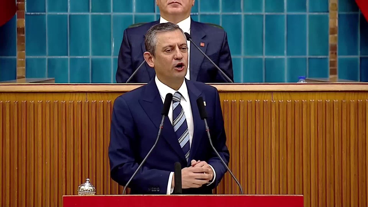 CHP grup toplantısı...  Özgür Özel: “Erken seçimin adayı erken belirlenir. Erkenden yola çıkacağız”