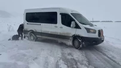 Çocukların imdadına meclis üyeleri yetişti