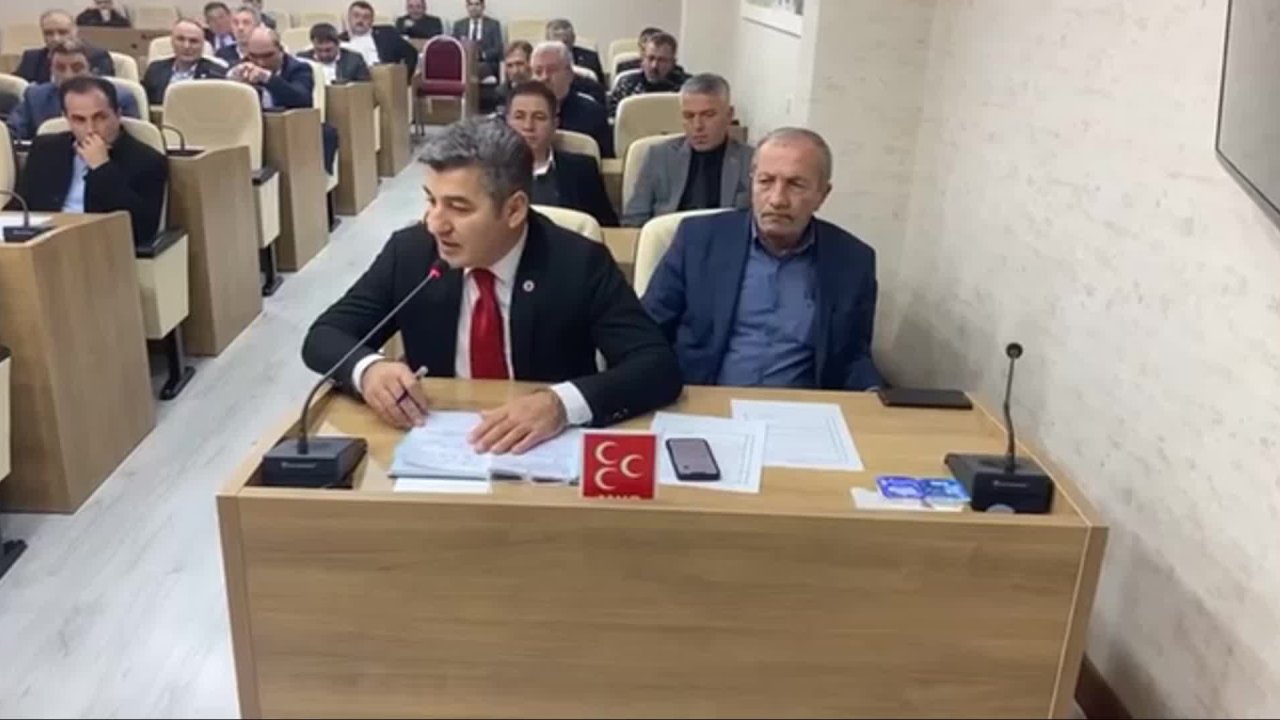 Çorum İl Genel Meclis Toplantısı...  MHP’li Selim Dölcü, Abdullah Öcalan'a "Sayın" diye hitap etti 