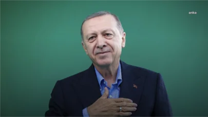 Cumhurbaşkanı Erdoğan 71 yaşında: Bu aziz milletin bir ferdi olarak ülkemize hizmet etme şerefine nail olduğum için Rabb'ime hamdediyorum