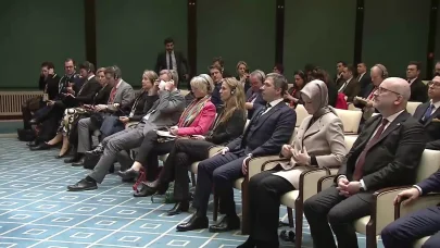 Cumhurbaşkanı Erdoğan: Suriye’nin yeniden imarına yönelik çabalarımıza Almanya’nın da  gerekli desteği sağlayacağına inanıyorum