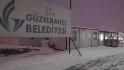 Depremin ikinci yılında Malatya’ya gelen Güzelbahçe Belediye Başkanı Mustafa Günay, “Evet, iyi ki gelmişiz. İyi ki o zor şartlarda bu insanların elinden tutmuşuz”