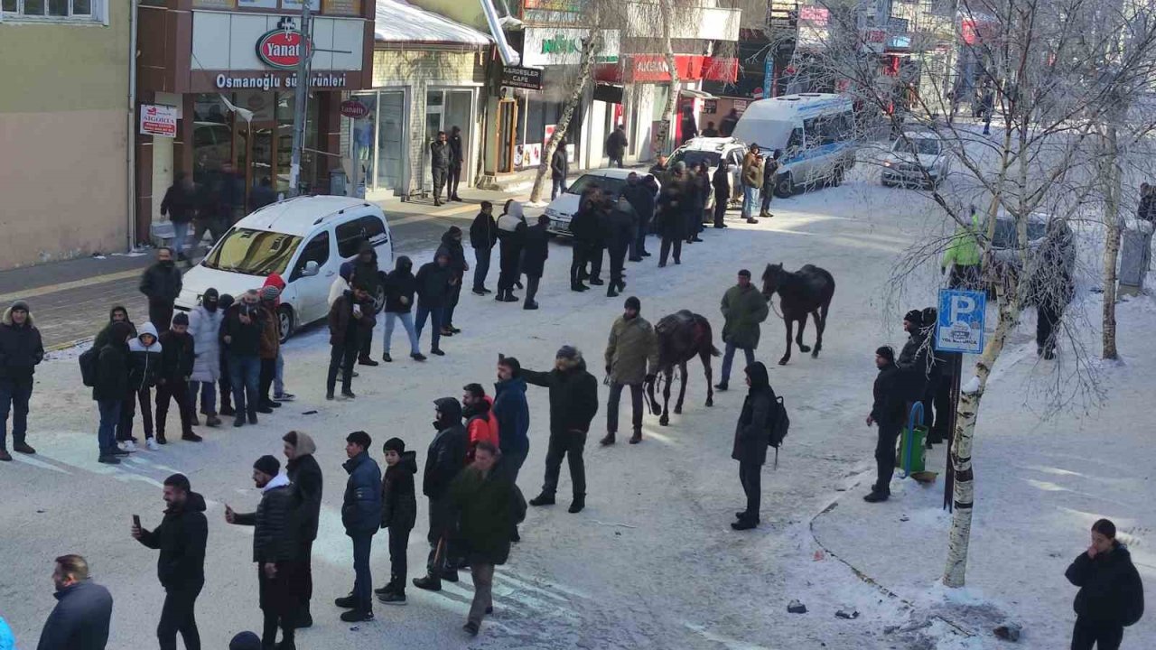 Eksi 24 derecede kurtuluş coşkusu