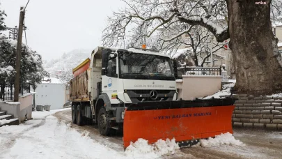 Gemlik Belediyesi ekipleri, olası karşı yağışına karşı teyakkuzda