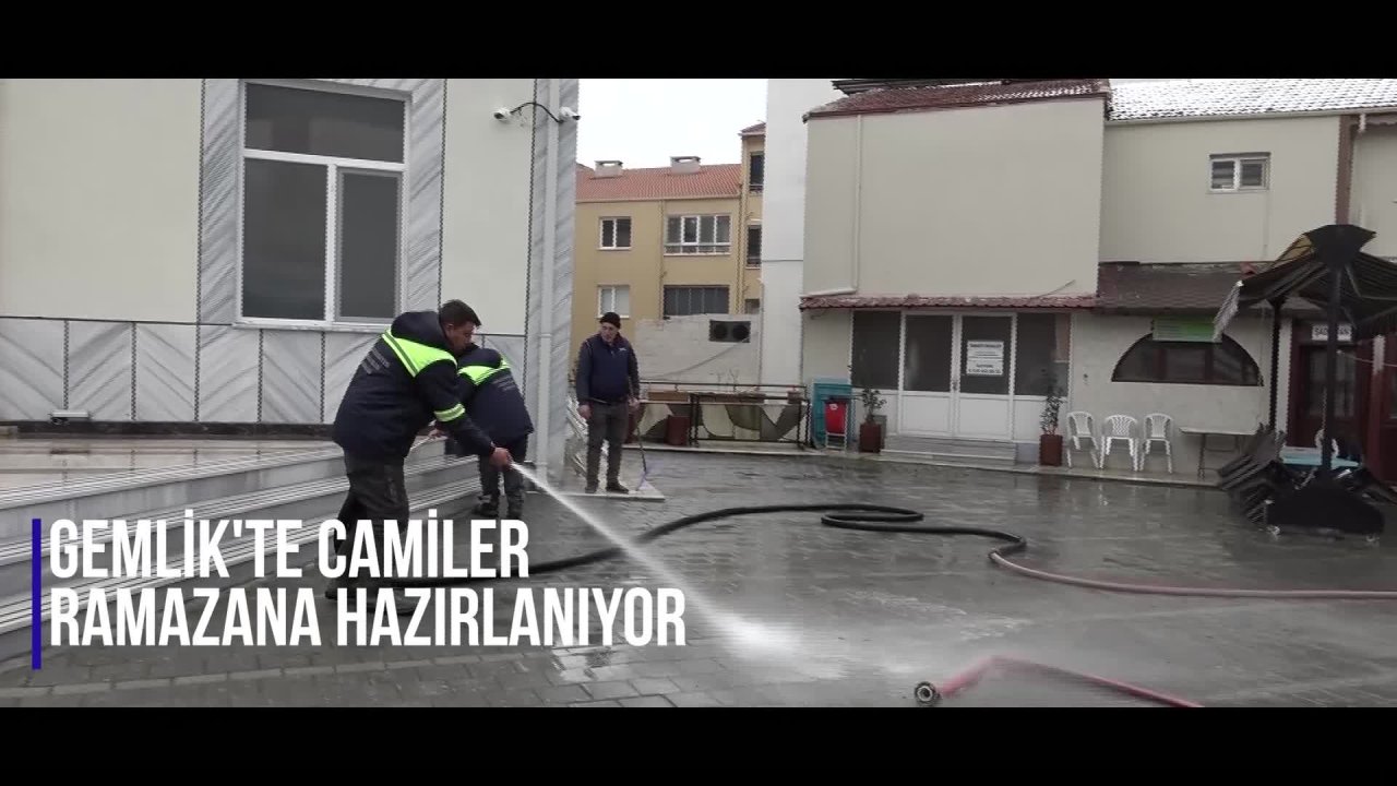 Gemlik'te cami temizlik çalışmaları başladı