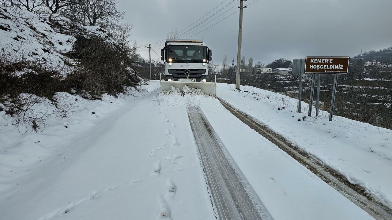 İzmir’in dağlarında kar alarmı