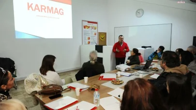 Karşıyaka'nın 'Mahalle Afet Gönüllüleri' eğitime başladı