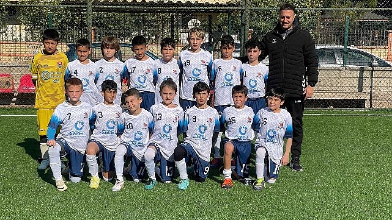 Kemer Belediyespor U11 ilk maçını kazandı