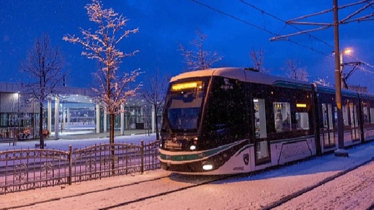 Kocaeli Büyükşehir'in milyonluk yatırımları beyaz örtü ile kaplandı;  Dev yatırımlardan kartpostallık görüntüler