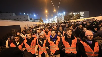 LÖSEV'in Kanseri Yenen Mücadeleci Gençleri Depremi Unutmadı