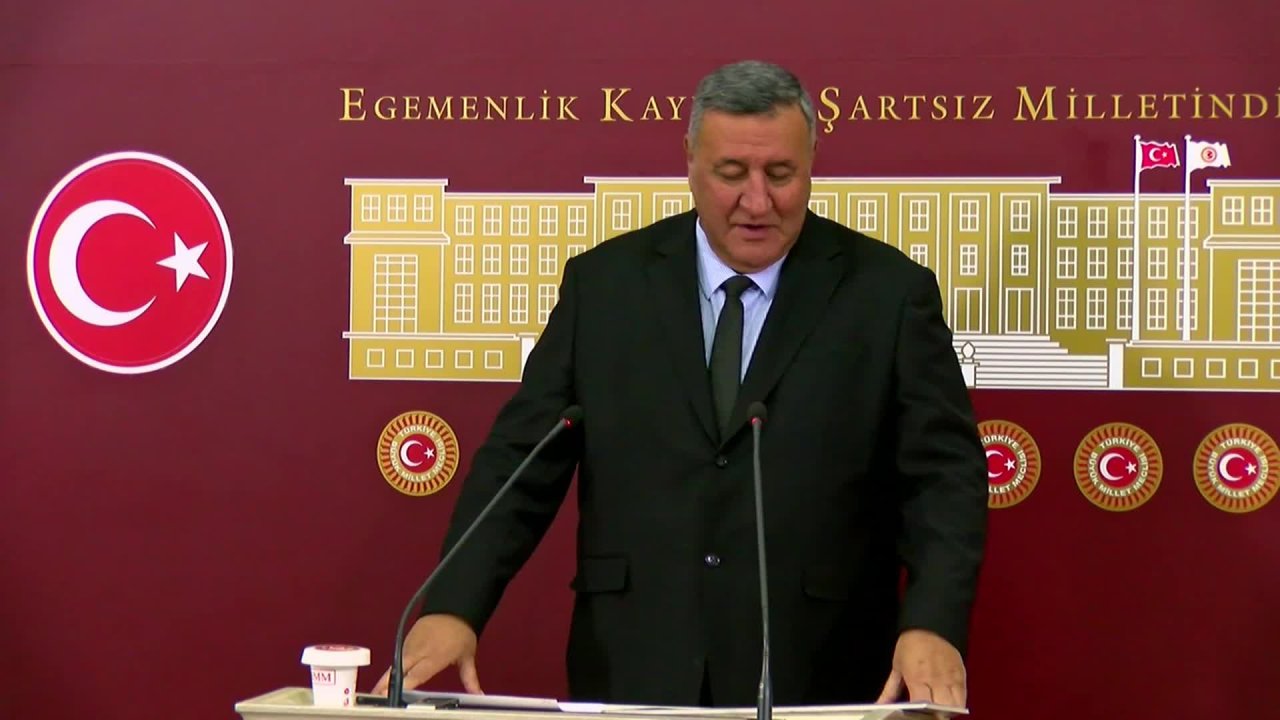 Ömer Fethi Gürer: "Esnafların prim gün sayısının 9 bin günden 7 bin 200 güne düşürülmesi sosyal adaleti sağlama açısından önemli bir adım olacaktır"