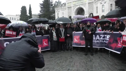 Saadet Partililer Beyazıt Meydanı'nda açıklama yaptı: Gazzeliler süslü cümlelere kanmayacak, pamuklara sarıp sarmalanan demir leblebiyi yutmayacak