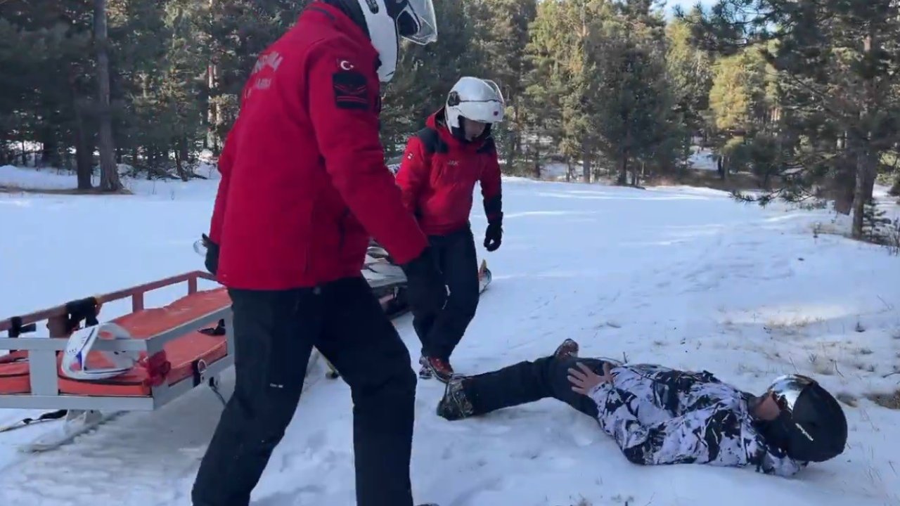 Sarıkamış’ta JAK’tan yaralı kurtarma tatbikatı