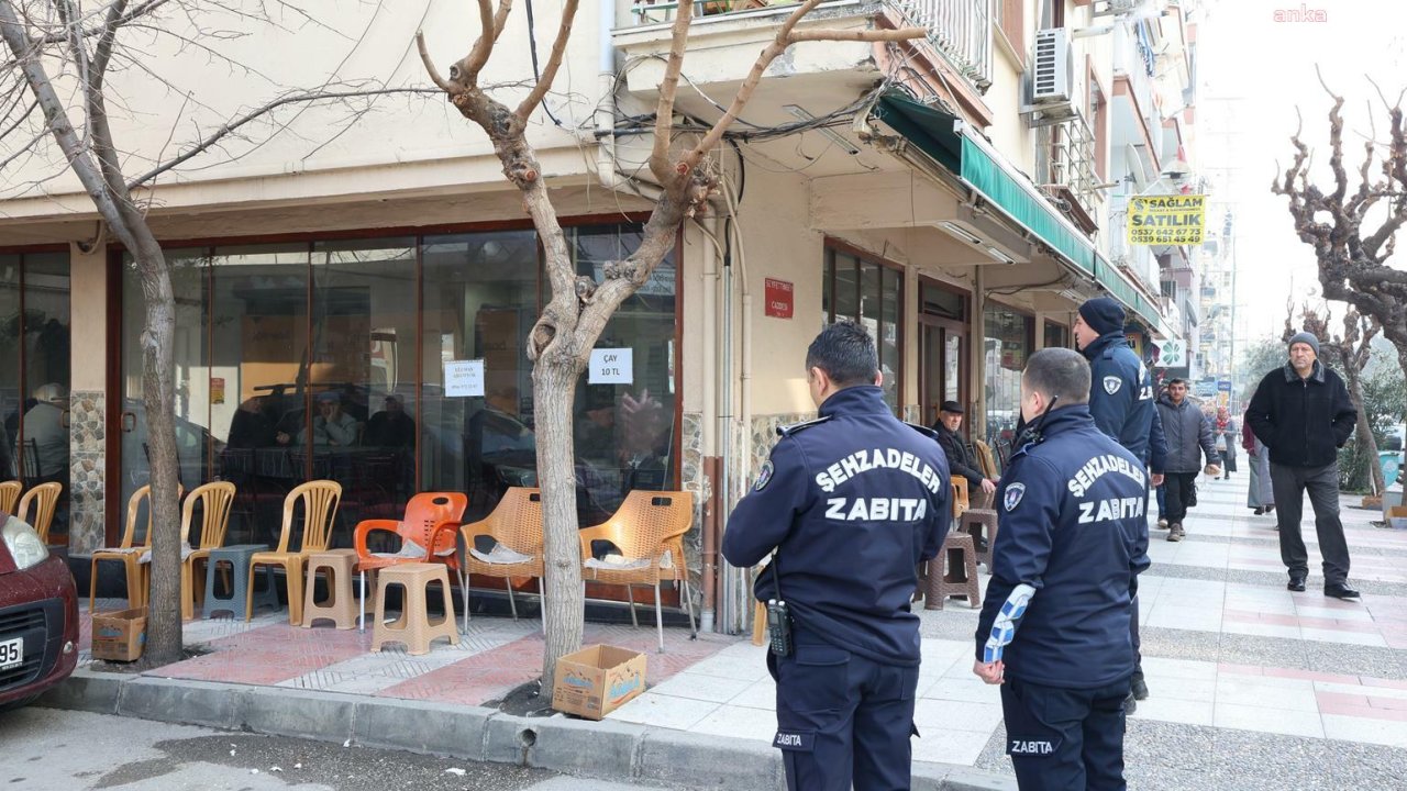 Şehzadeler Belediyesi'nden kaldırım işgaline sıkı denetim 