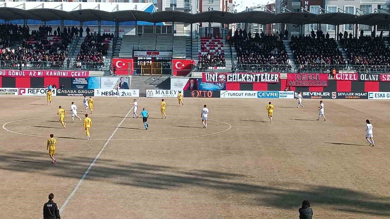 TFF 2. Lig: Vanspor FK: 2 - Menemen Futbol Kulübü: 2