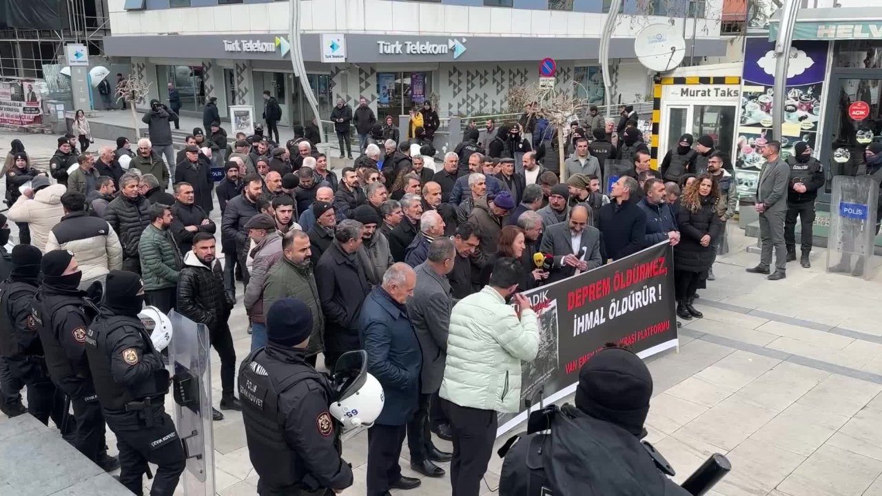 Van Emek ve Demokrasi Güçleri, 6 Şubat depremlerinde hayatlarını kaybedenleri andı