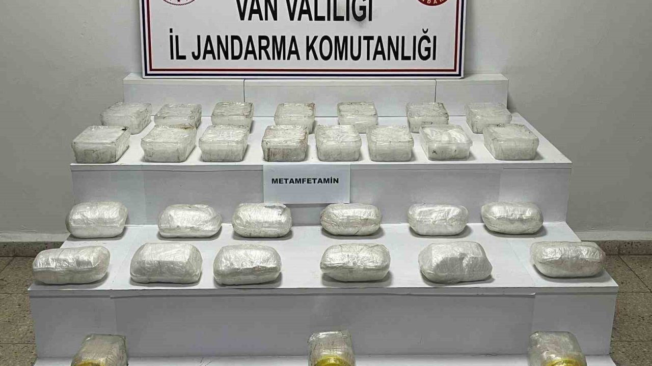 Van’da 243 kilogram 624 gram uyuşturucu ele geçirildi