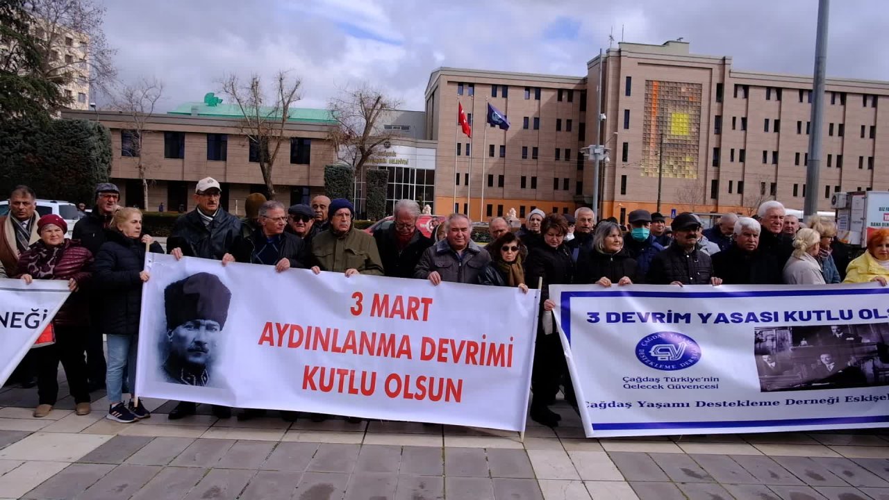 ADD Eskişehir Şube Başkanı Mehmet Avcı: “Karşı devrim güçleri laik eğitimi yok etmek istiyor”