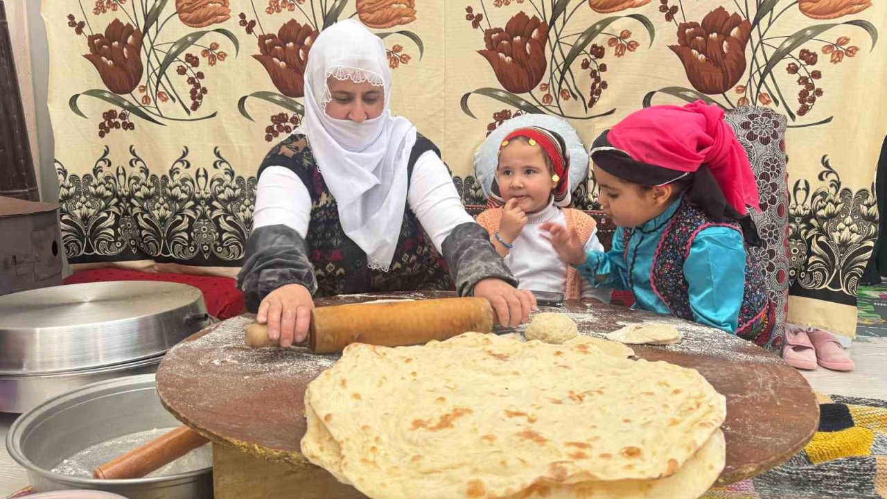 Ağrı’da unutulmaya yüz tutan gelenekler yeni nesillere aktarılıyor