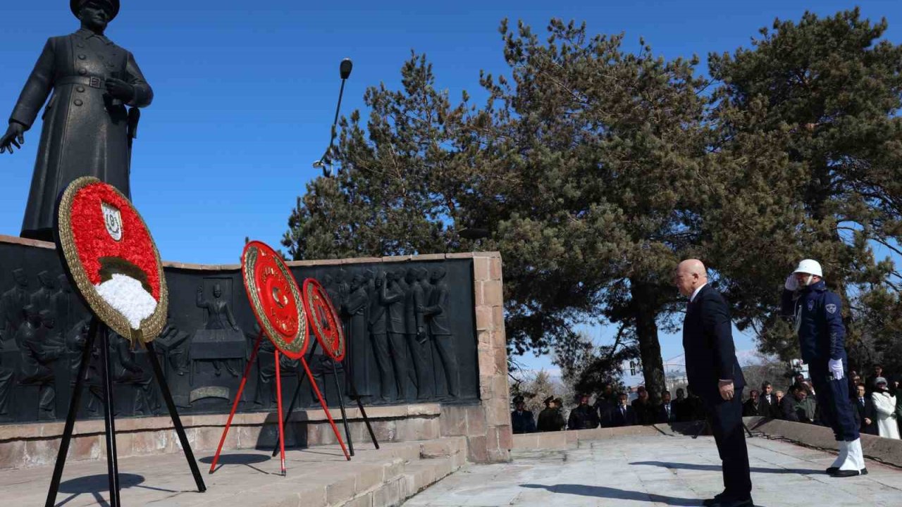 Başkan Sekmen; "12 Mart; Türk’ün tarihinde önemli sayfa, kutlu bir zafer günüdür"