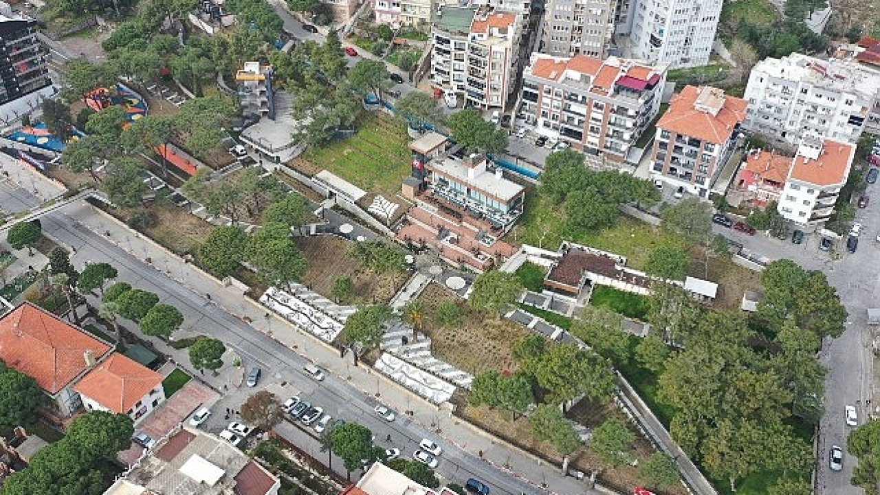 Bergama Çamlıpark Açıldı: Yıllardır Özlemle Beklenen Park, Halkla Buluştu