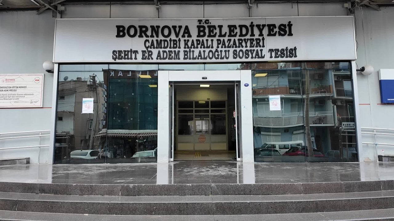 Bornova Belediye Başkanı Eşki’den miniklere sinema müjdesi