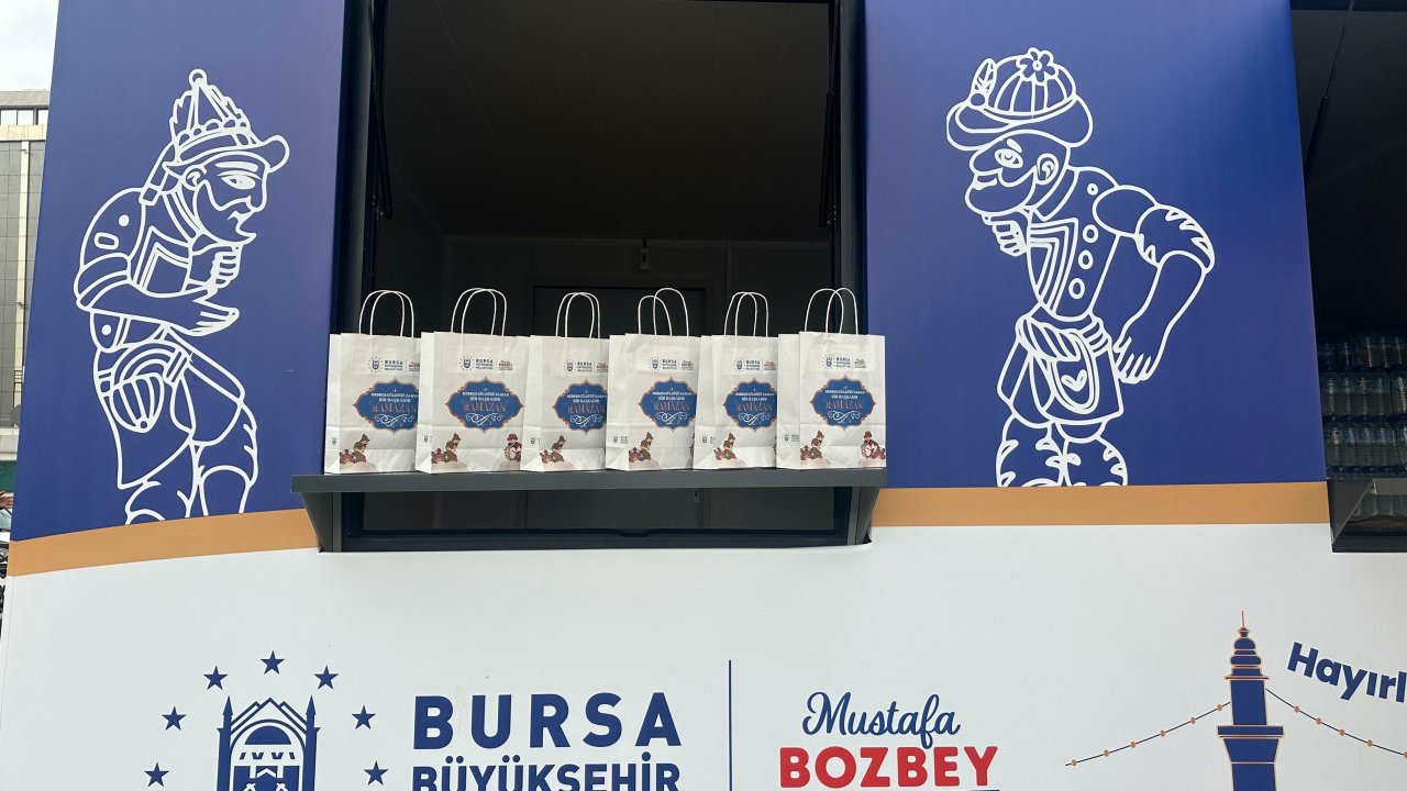 Bursa Büyükşehir Belediyesi, iftara yetişemeyen vatandaşların yanında