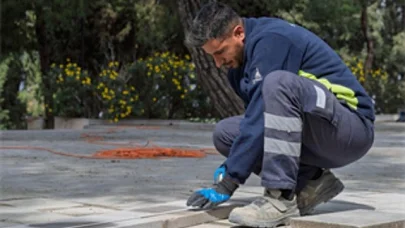 Büyükşehir'den 18 Mart öncesi şehitliklere özel bakım 