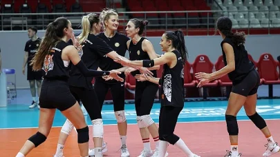 Eczacıbaşı Dynavit, CEV Şampiyonlar Ligi çeyrek final rövanş karşılaşmasına hazır