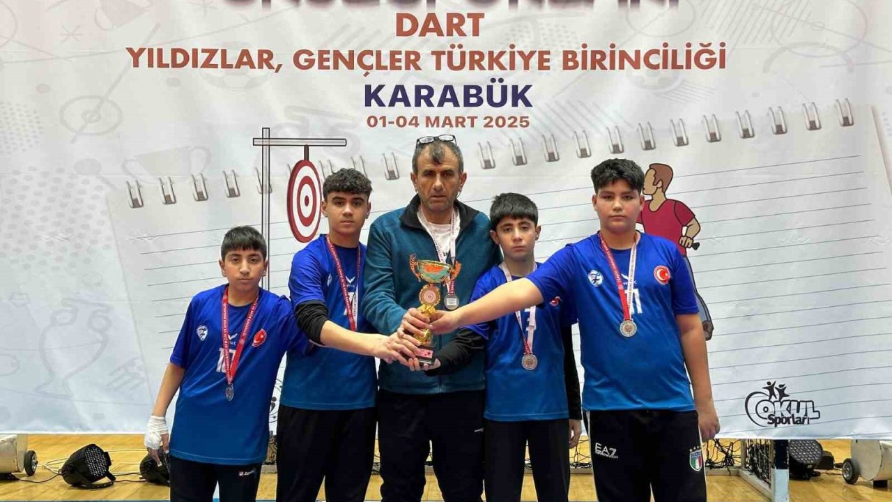 Elazığ TOKİ Fırat Ortaokulu, Türkiye 2.’si oldu